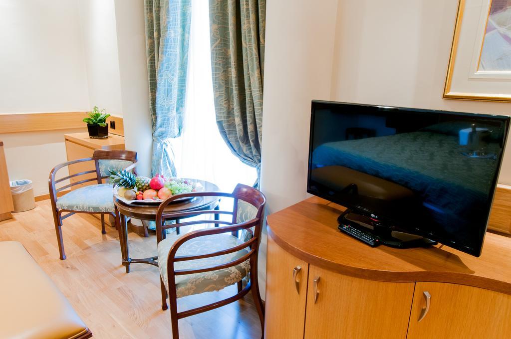 Pentelikon Hotel Kifisiá Zimmer foto